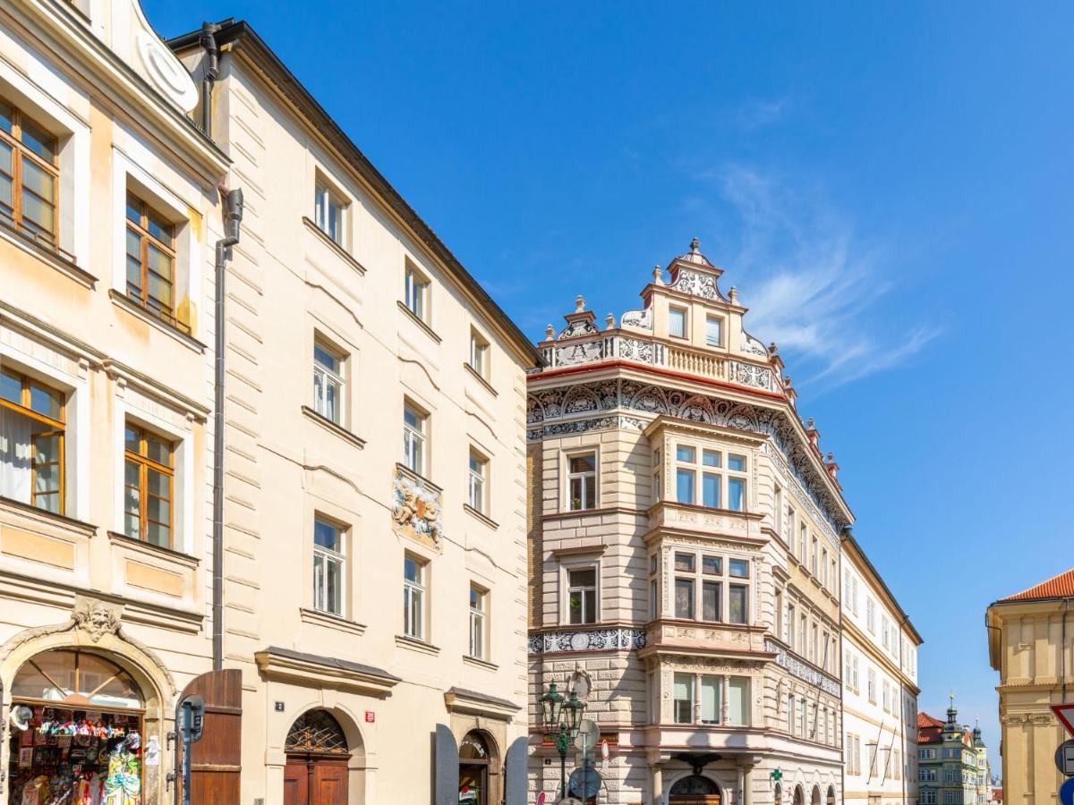 Apartment Nerudova By Interhome Praga Exterior foto