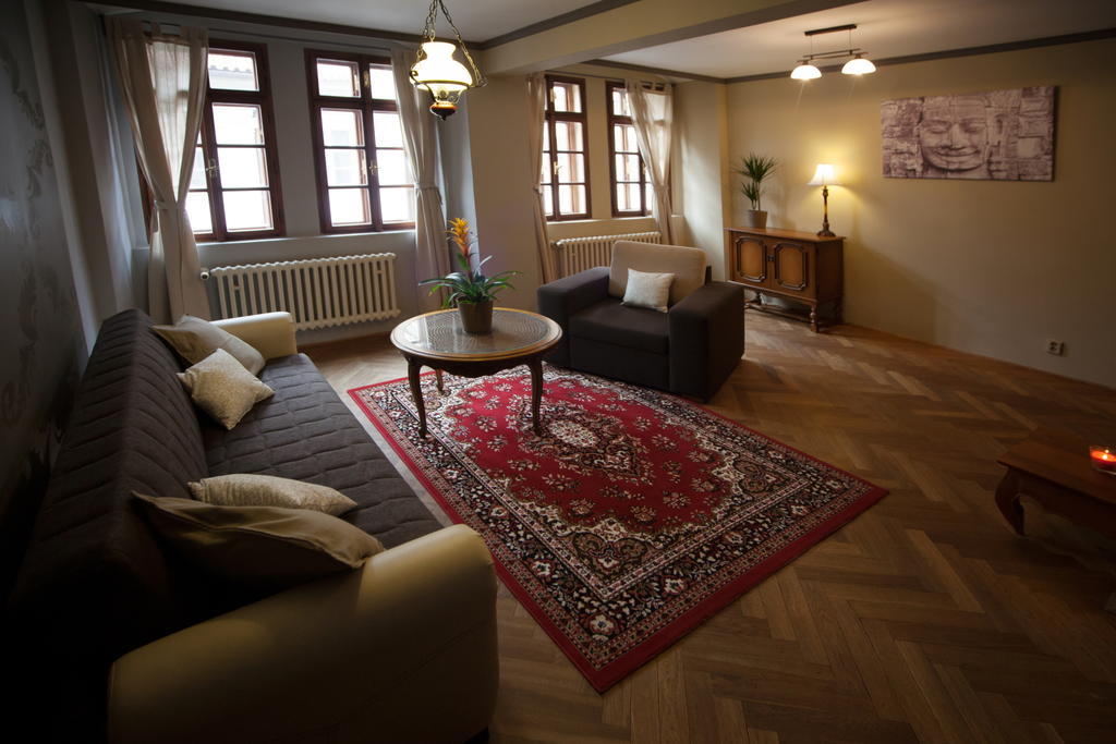 Apartment Nerudova By Interhome Praga Habitación foto
